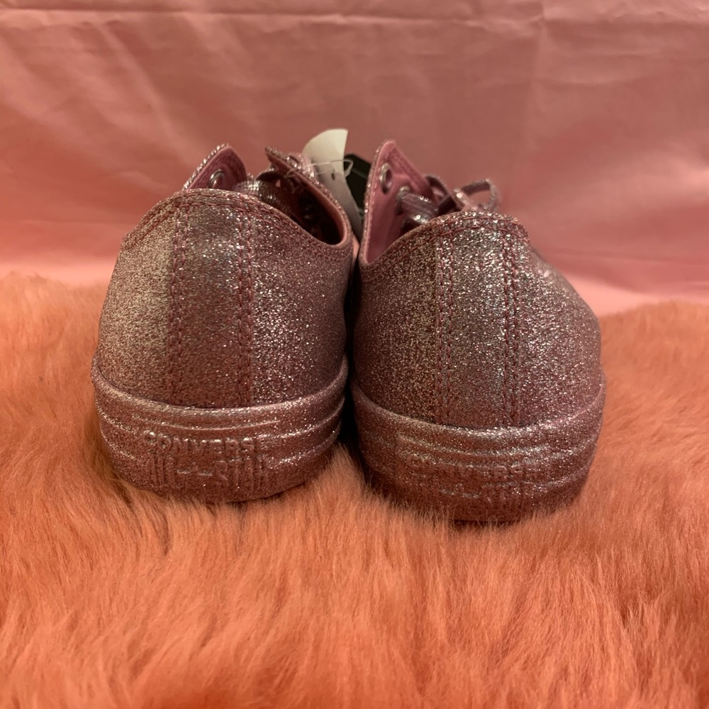 💕NWT Women’s Converse in Metallic Glitter Pink💕 - Picture 3 of 9